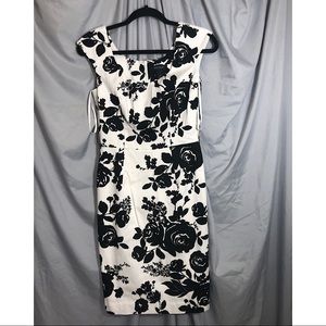 WHBM White/Black Floral Dress Sz 2
